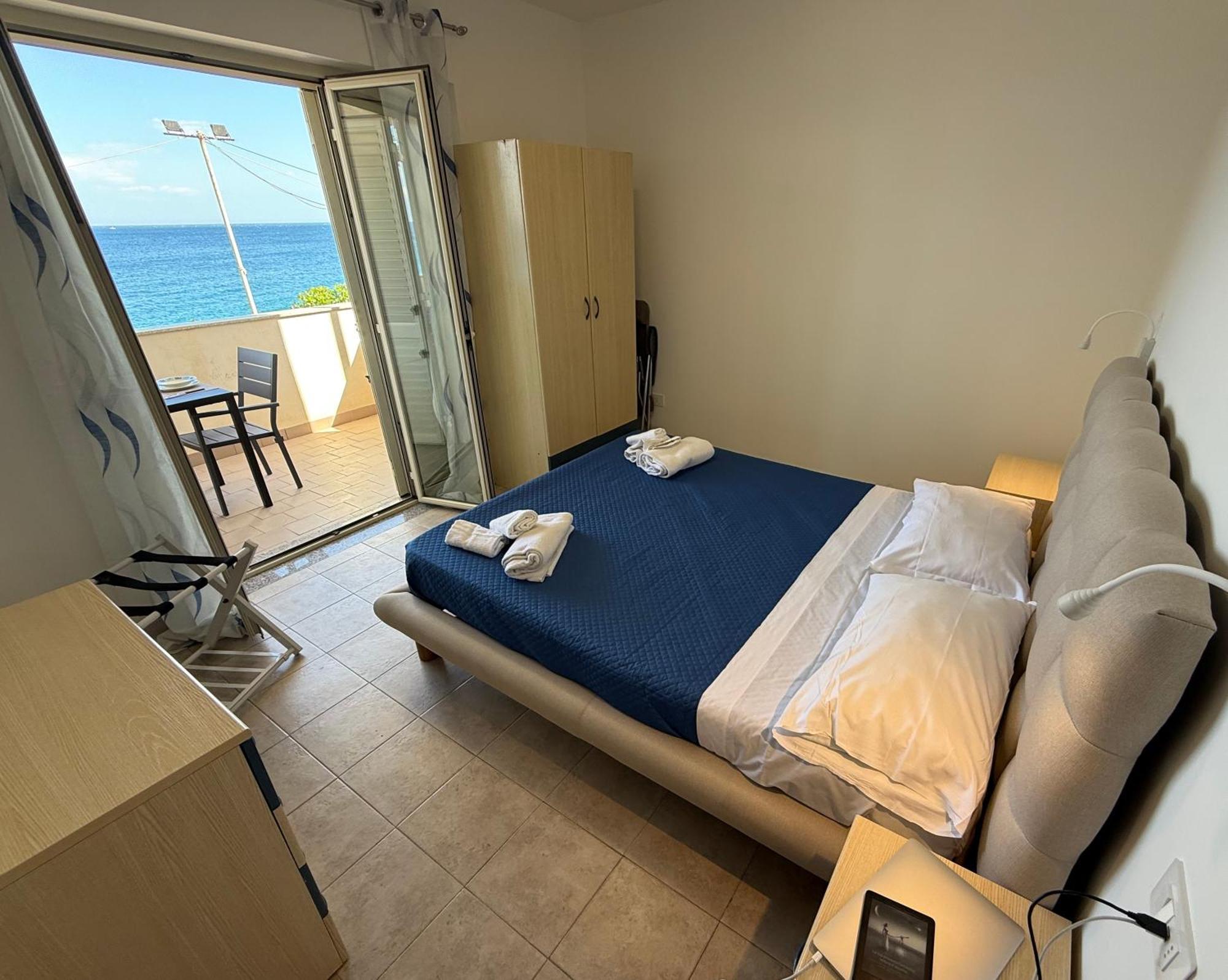 Family House Letojanni Taormina Apartment Exterior photo